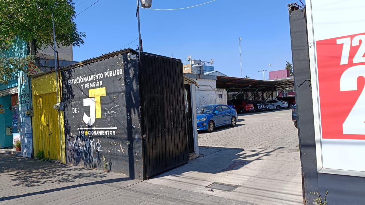 JT Morelos 205 y 211